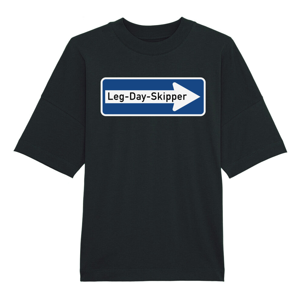 Leg-Day-Skipper Oversize Pump Cover-T-Shirt-Swolemates